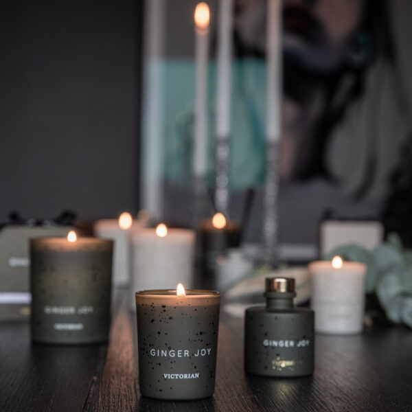 Alternative view of Ginger Joy Candle/diffuser box